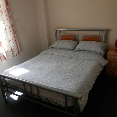 Shamrock Guest House-3
