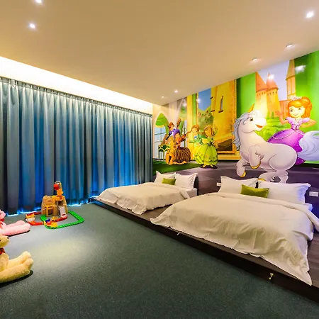Elsa House-3