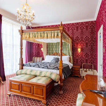 Hubert House Guesthouse-2