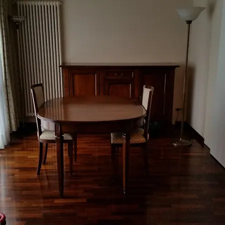 Gira Guest House-3