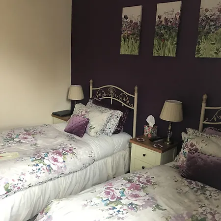 Dunclutha Guest House-3