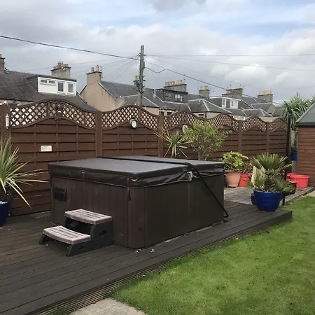 Dunclutha Guest House-2