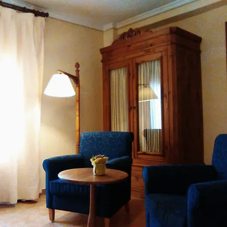 Hostal Rural Cumbres De Castilla-2