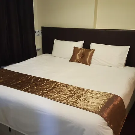 Portsmouth Budget Hotels - All Rooms Are En-Suite-3