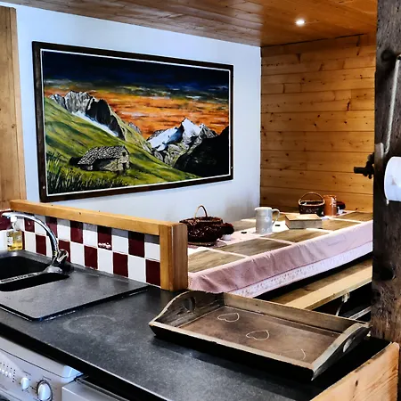 Chez Mamie Anna (B&B et Chalet)-2