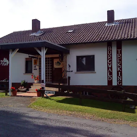 Gästehaus Burgwald-Trekking-2