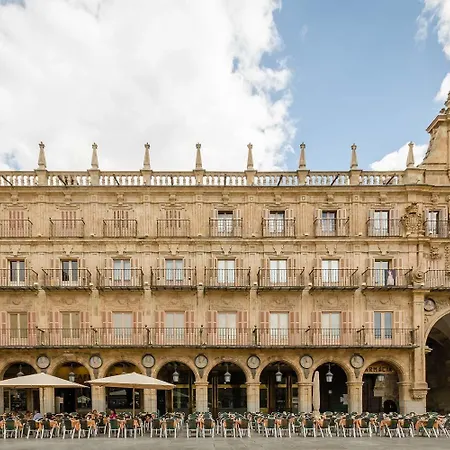 Salamanca Luxury Plaza-3