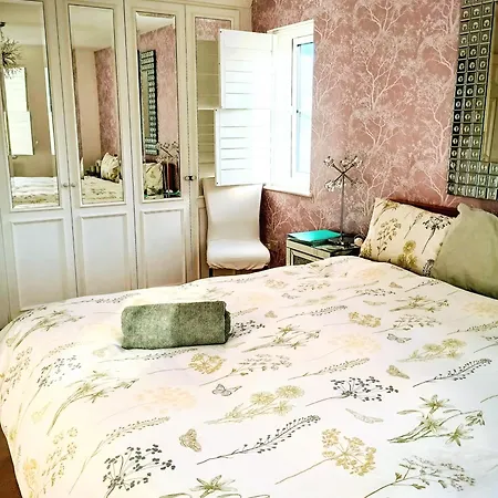 Bienvenue In Newhaven Luxury Superking Or Standard Or Budget Rooms-3
