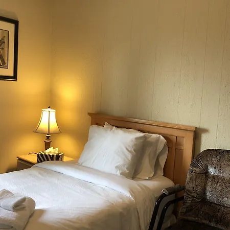 Cozy Bedrooms Guest House-3