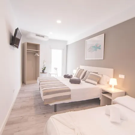 Blu Hostal Diana-2