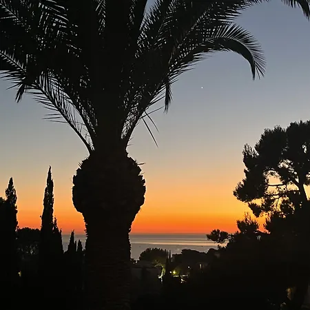 The Address Cassis-3