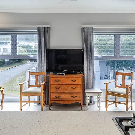 Whale Coast Ocean Villa-3