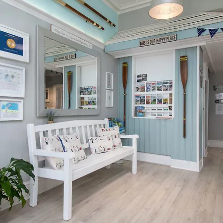 Beachside Guest House-2