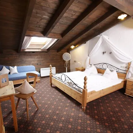 Hotel Garni Eder-3