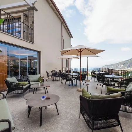 Caruso Sea View-3