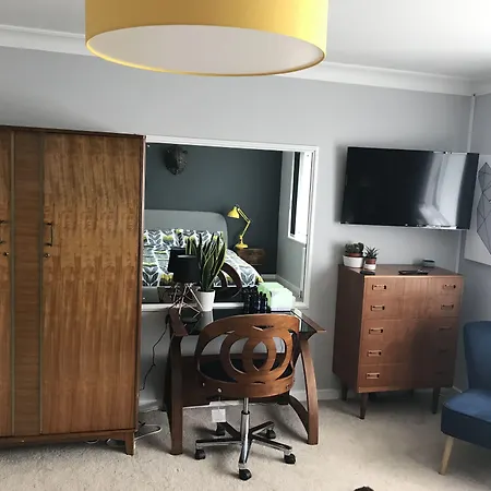 Eastwatch Guesthouse-3