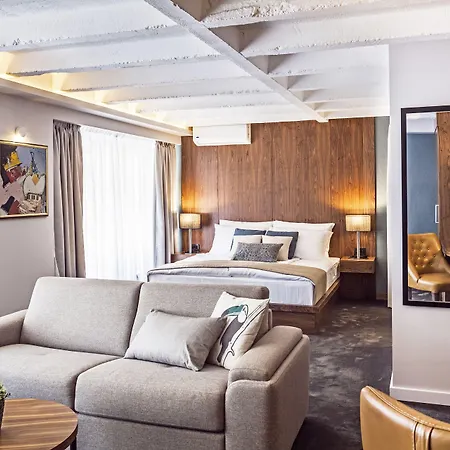 Nomad Luxury Suites-3