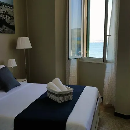 Luna Rooms-3