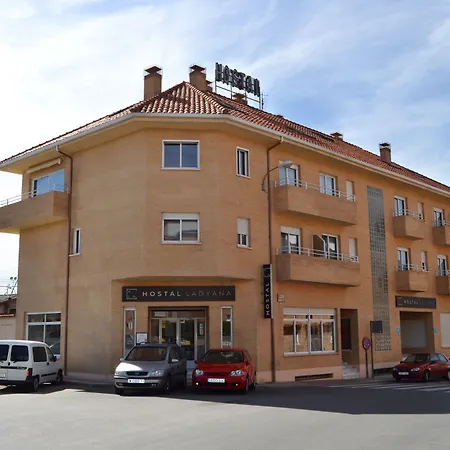 Hostal Lady Ana Maria-2