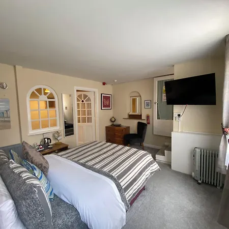 The Mountview-3