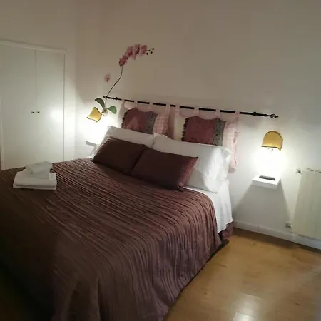 Julius Caesar Home-2