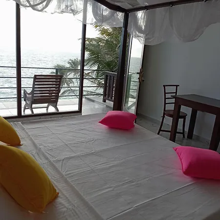 London Villa Secret Beach Mirissa-3