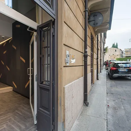 Italianflat - Theatrum Rooms And Suite-2
