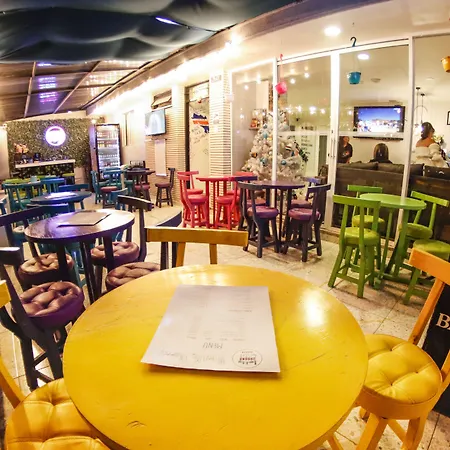 Urbana Hostel-2