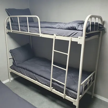 Seven Hostel-2