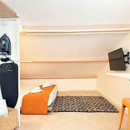Moona Hostal Altea-2