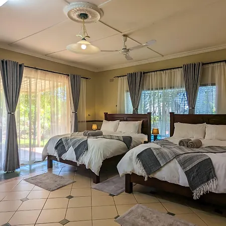 Zambezi Family Lodge - Elephant Room-2