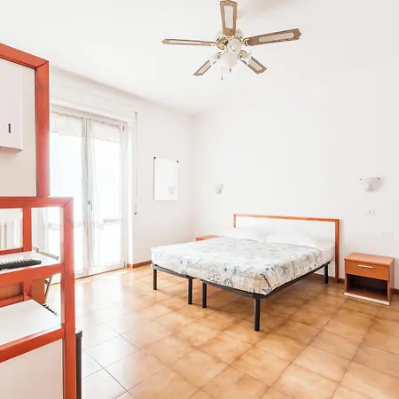 Lia Rooms 4-3