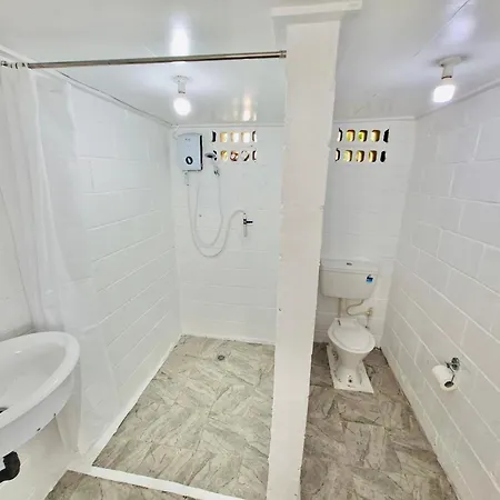 Pearl Cottage - Private Rooms 2 Mins Drive To Town-2