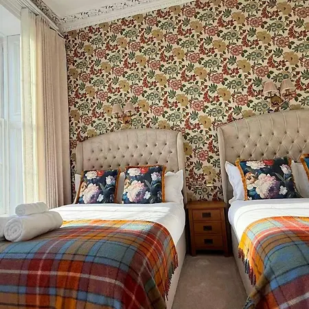 Armadillo Guest House- Adults Only-3