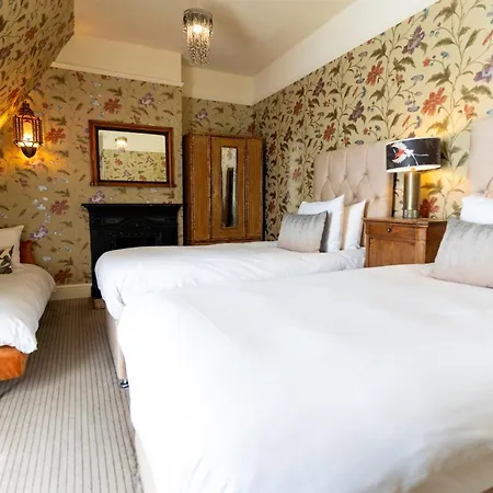 Brooks Guesthouse-3