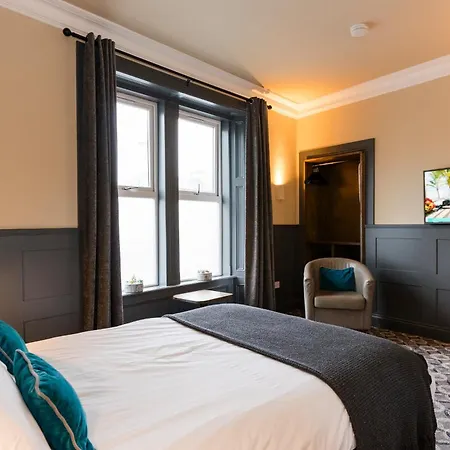 Irvine Guest House-2