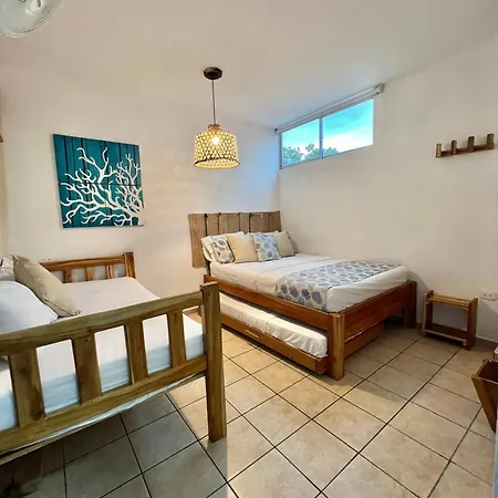 Hostel Beach House-3