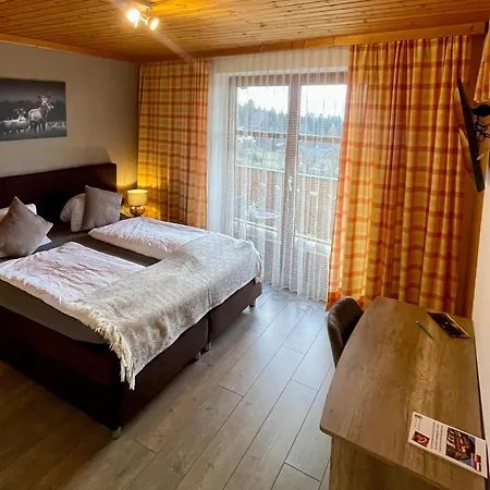 Hotel-Gasthof Lammersdorf-3