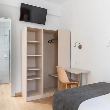Hostal Sans-3