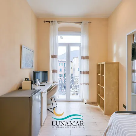 Affittacamere Lunamar-2