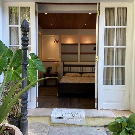 Casa Sao Conrado-3