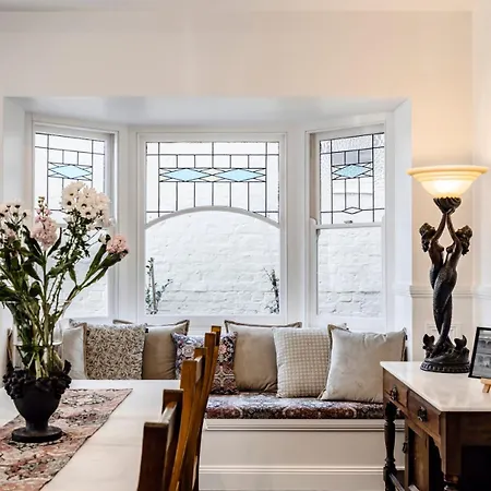 Seaview House-3