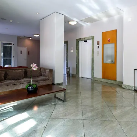 Pineapples Bpremium - Excelentes Suites-2