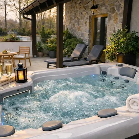Plitvice Falls Cottage - Luxury Rooms & Dinner-2