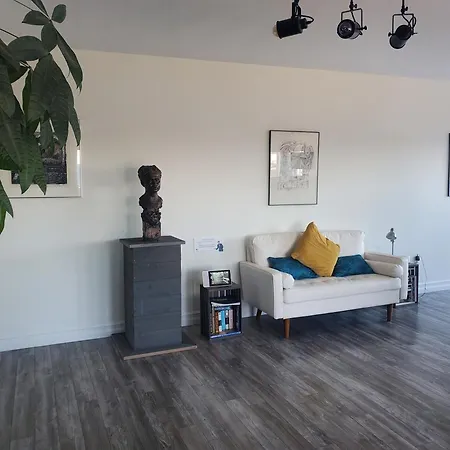 Whale House Guest House-3