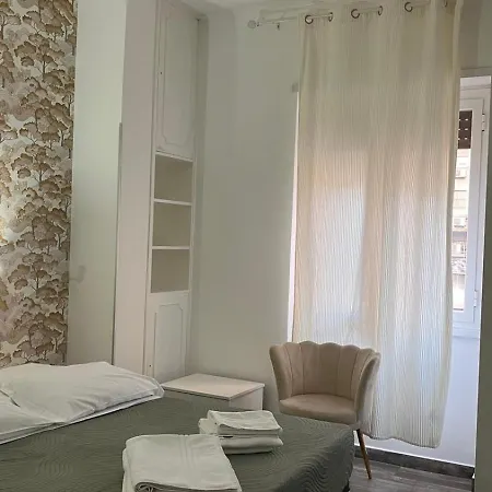 Tiburtina Inn Guest House-2