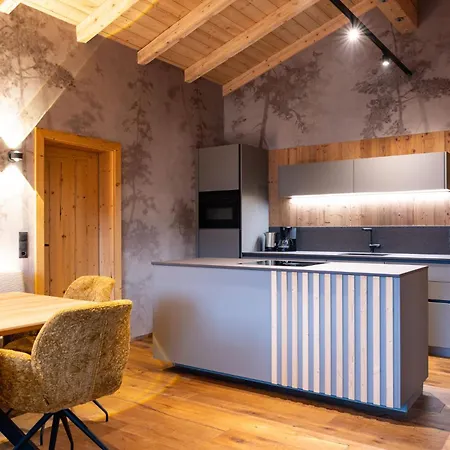Schulhaus Tirol-3