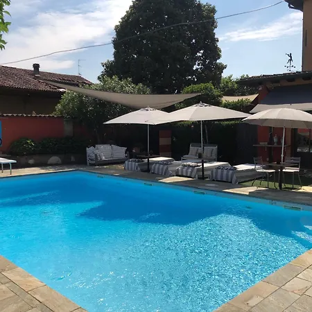 B&B Villa la Canonica con piscina a Padernello-2
