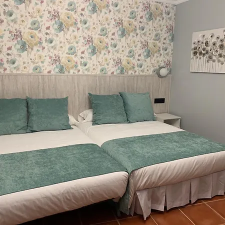Hostal El Bomba-3
