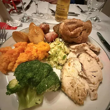 The Queen Victoria-3